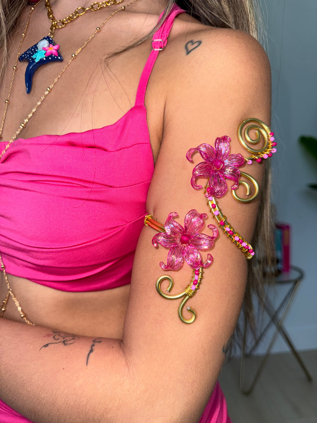Hot pink arm pink