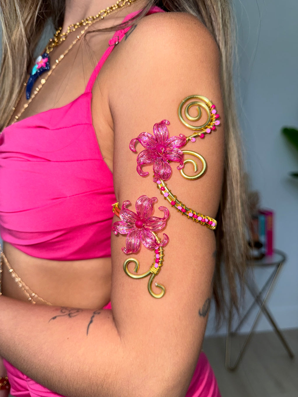 Hot pink arm pink