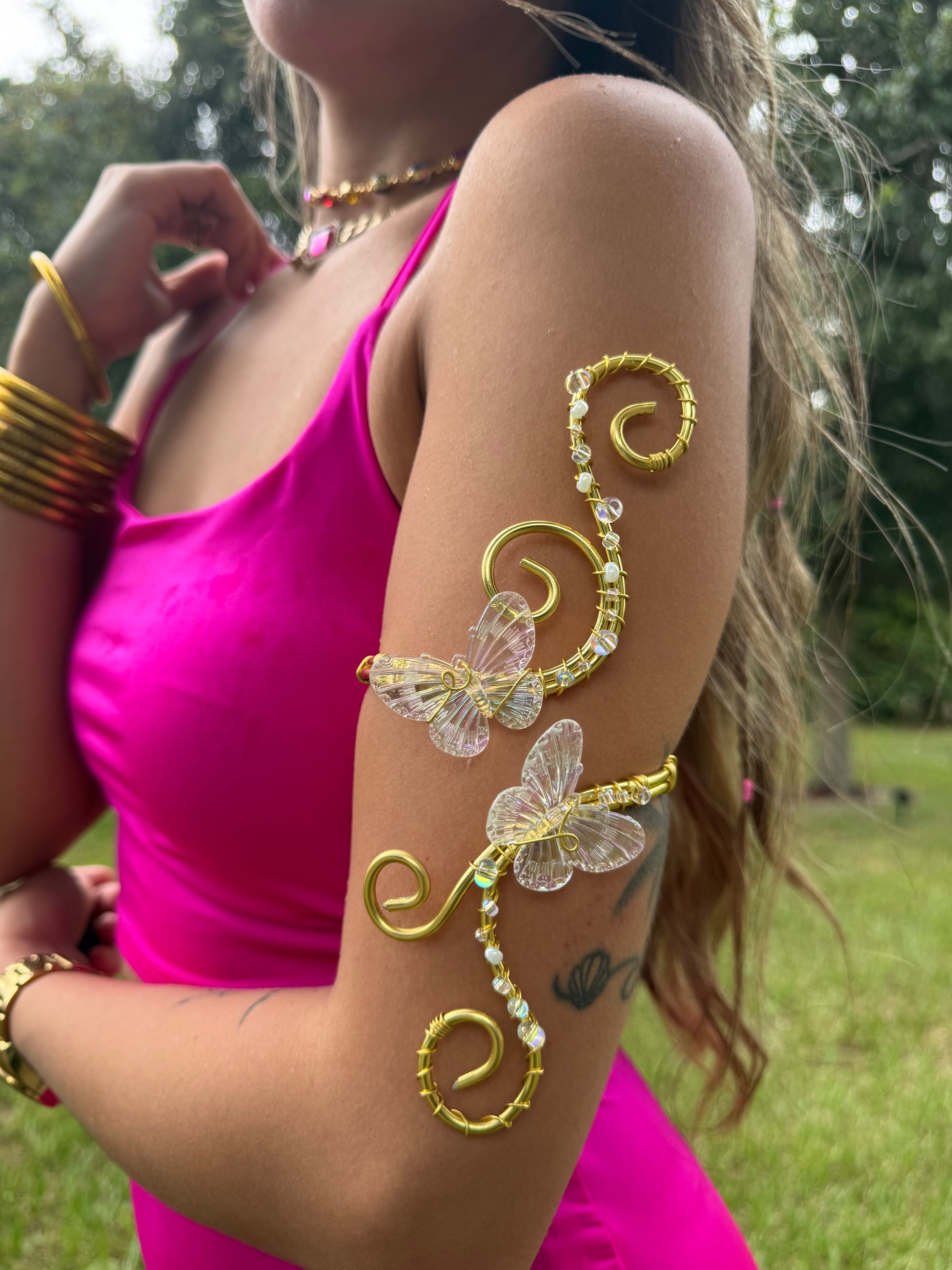 Tornasol butterfly arm cuff
