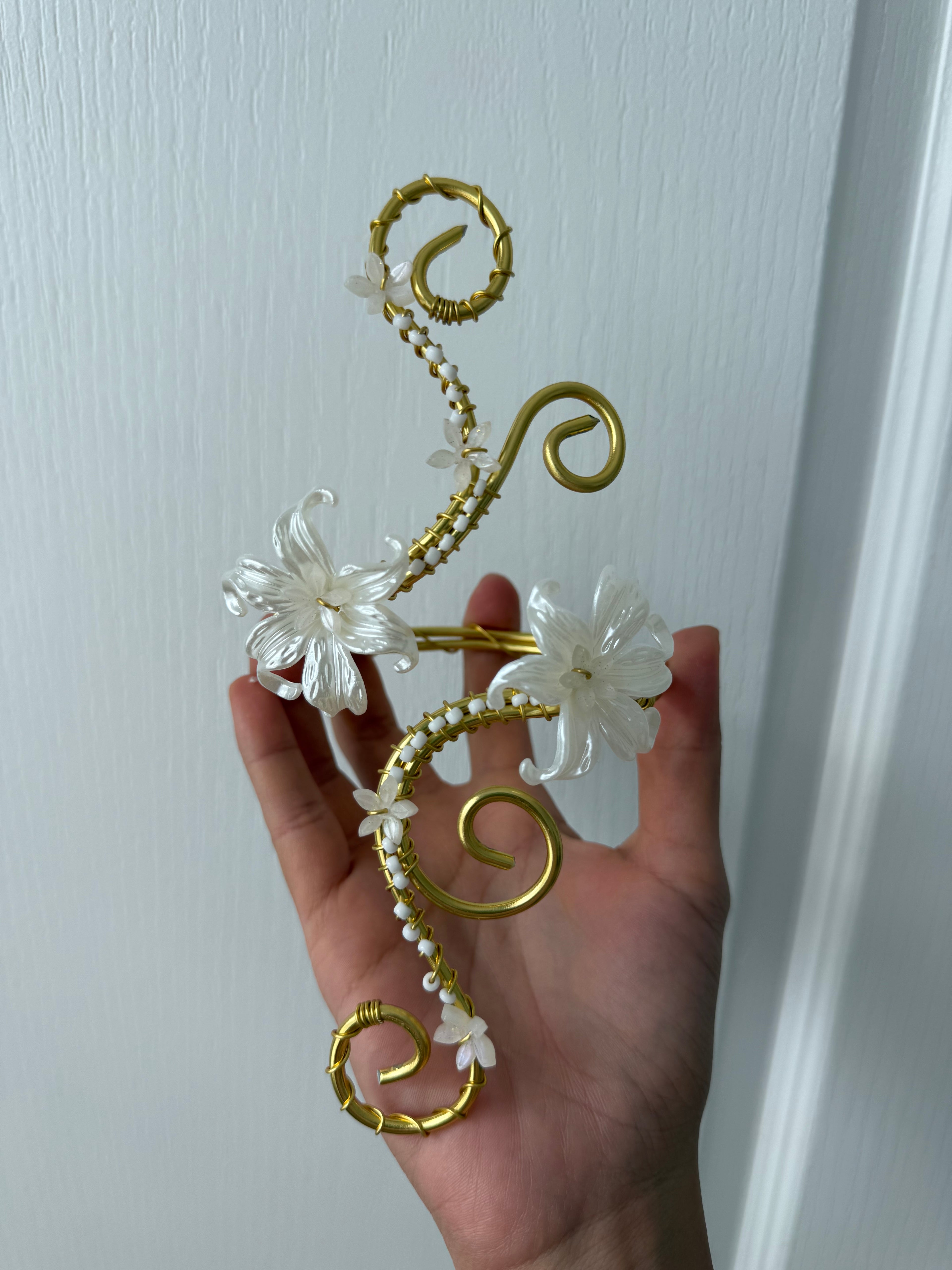 Lady in white arm cuff